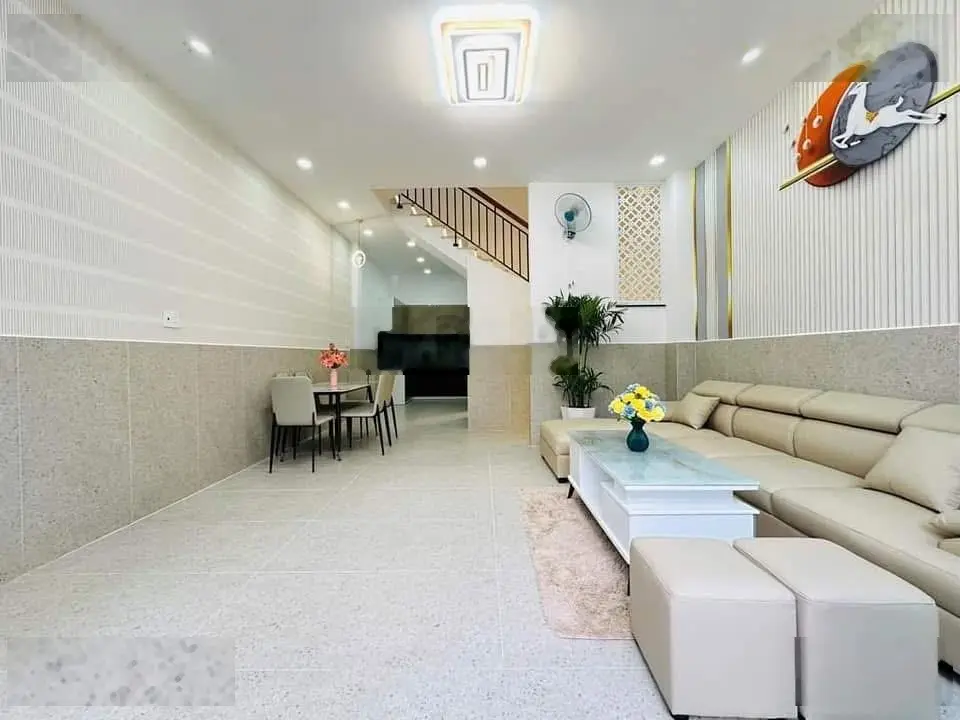 Bán gấp nhà 81m2 đường 17A, Phường Bình Trị Đông B, Bình Tân liên hệ: 0372496297