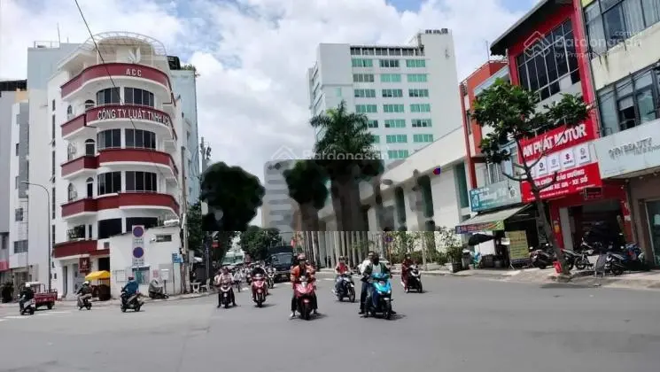 Siêu phẩm dòng tiền 6%/năm! Cần bán khách sạn MT Hoàng Việt, Tân Bình - DT 9x19m, 10 tầng, chỉ 39tỷ