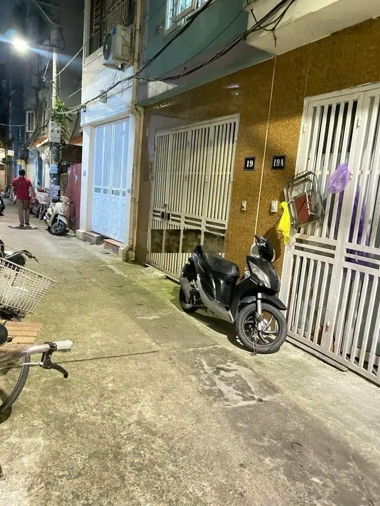 Bán nhà 5 tàng Cổ Nhuế - Bắc Từ Liêm nội thất đẹp ở luôn, 6.15 tỷ, 0973 022 ***