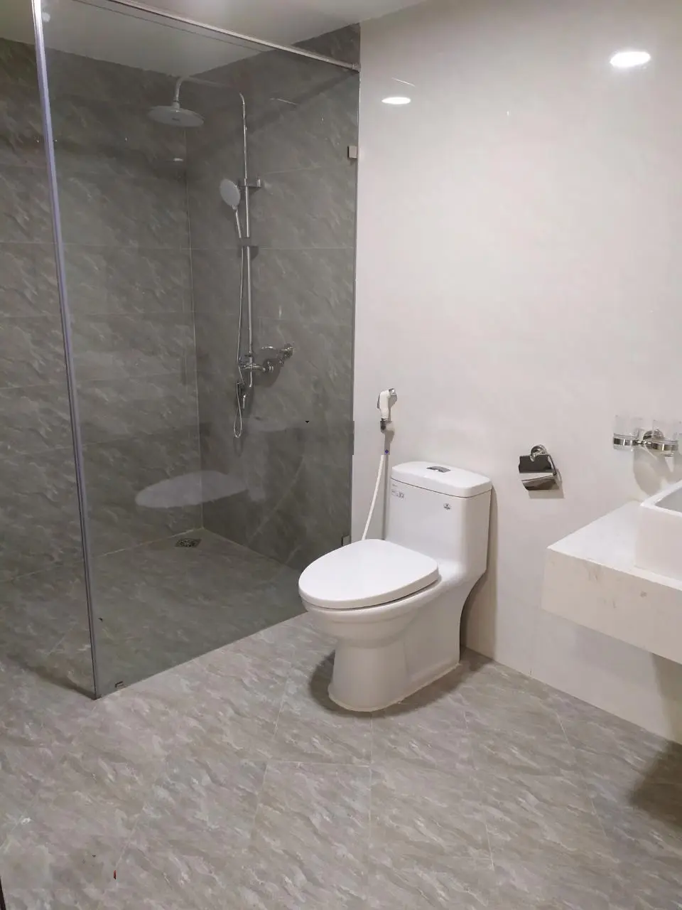 Hiếm có bán nhà riêng vị trí đẹp 40.5m2x 4.5 tầng trung tâm Minh Khai Hòa Bình Ngõ Quỳnh ngõ Gốc Đề