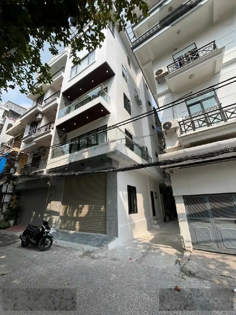 Siêu hiếm - vỉa hè rộng - kinh doanh tốt - 2 gara ô tô - 6 tầng có thang máy - nguyễn văn cừ