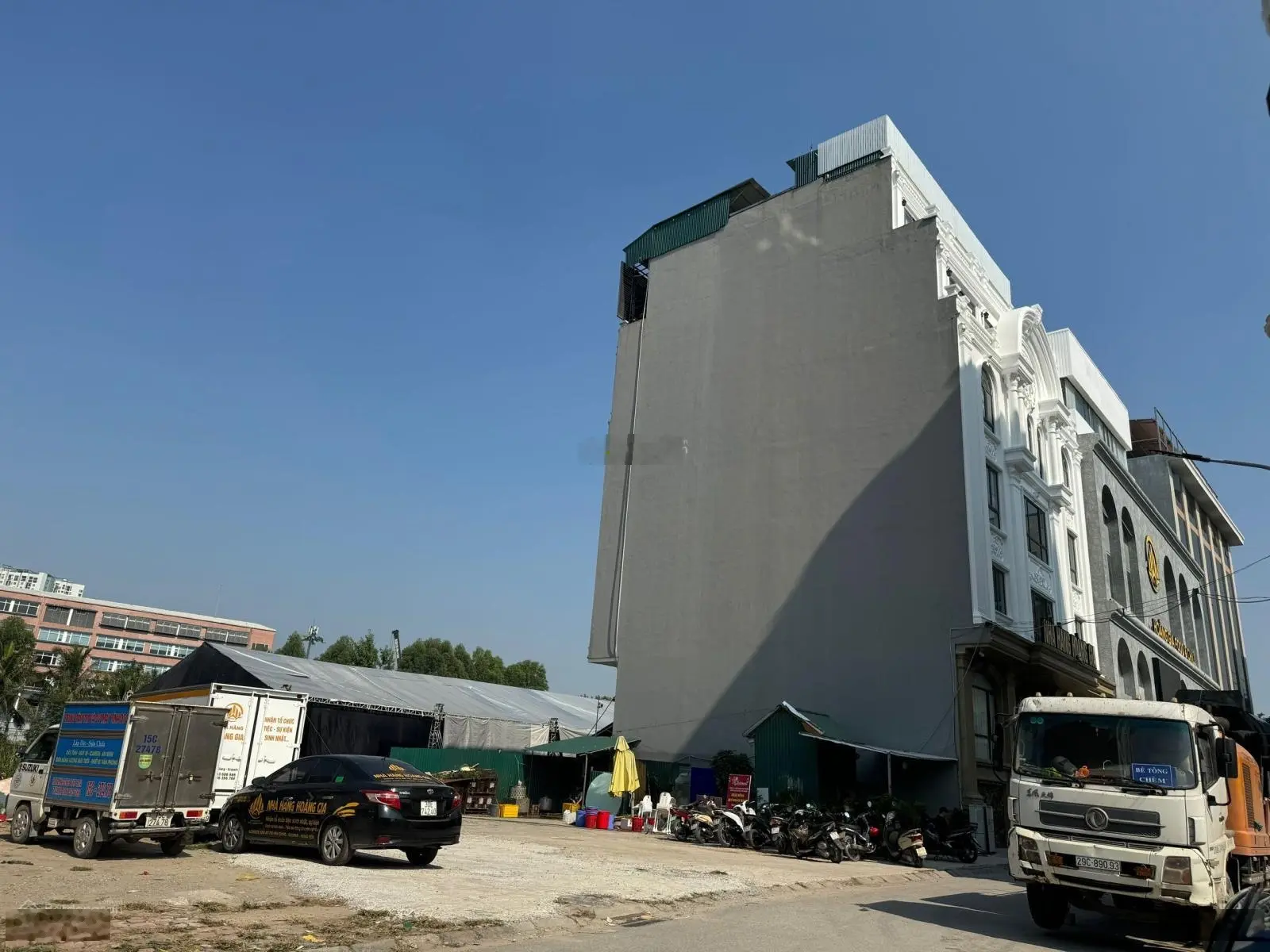 Bán lô đất biệt thự khu 4.3ha vòng xuyến Văn Giang