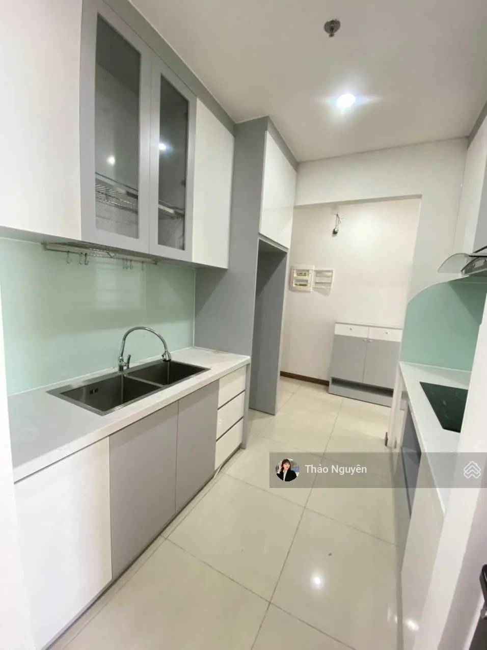 Cắt lỗ bán gấp căn 2pn 88m2 đã có sổ hồng - nhà cơ bản - giá tốt chỉ từ 6.9tỷ tại Hà đô Q10