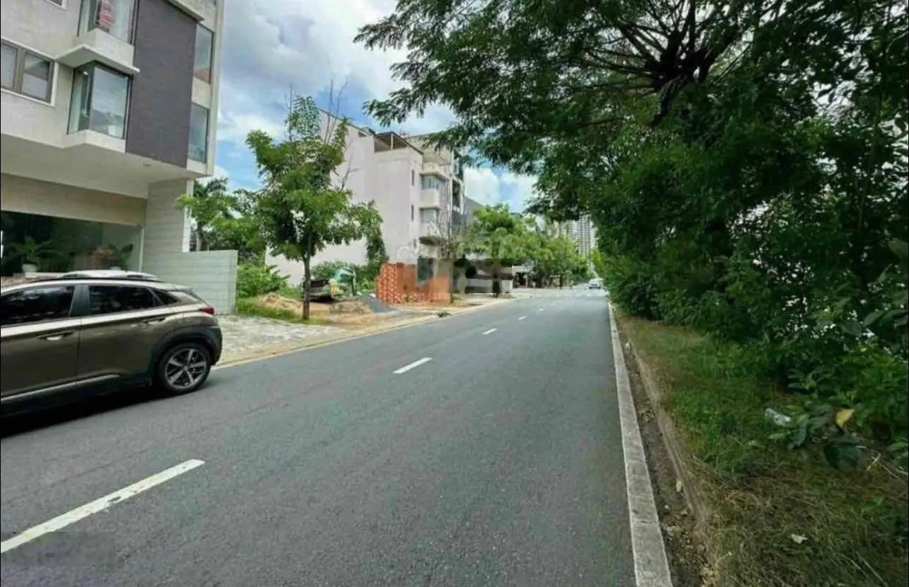 Chính chủ bán gấp đất nền đường Lê Thị Chợ, Phú Mỹ, Quận 7. Giá chỉ 2 tỷ. Sổ riêng. 0906 806 *** Ngân
