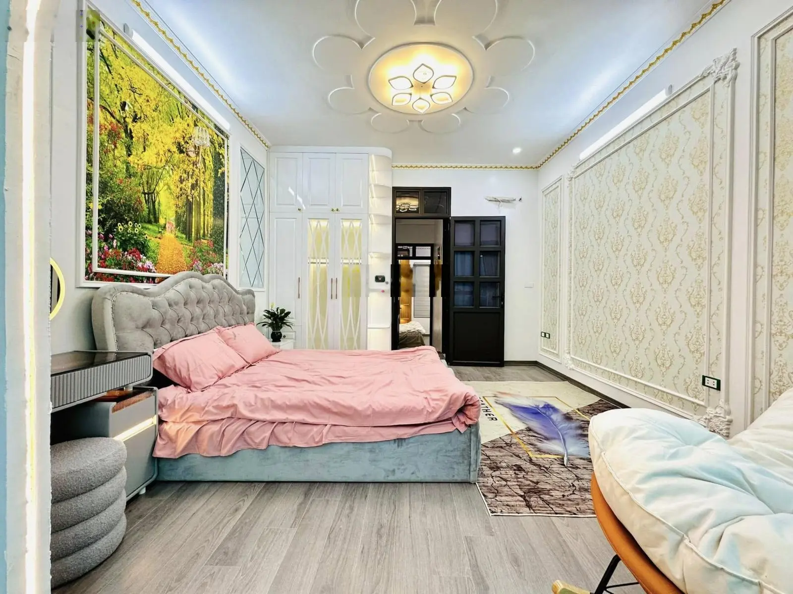 Nhà phân lô lạc trung- yên lạc - ô tô đỗ cửa vào nhà- kinh doanh nhỏ-hbt