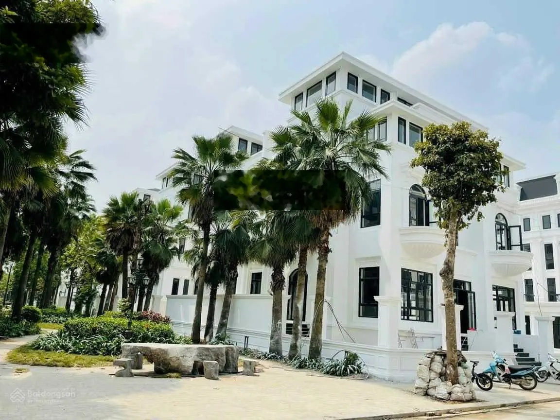 Chính chủ cần tiền bán gấp biệt thự Louis City Hoàng Mai vị trí đẹp nhất nhì dự án
