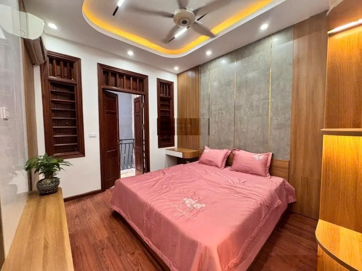 Bán Nhà Quan Hoa. Diện Tích 40m,4 Tầng, Mặt Tiền 3,5m, Giá 9,5tỷ. Full Nội Thất, Thoáng Trước Sau..
