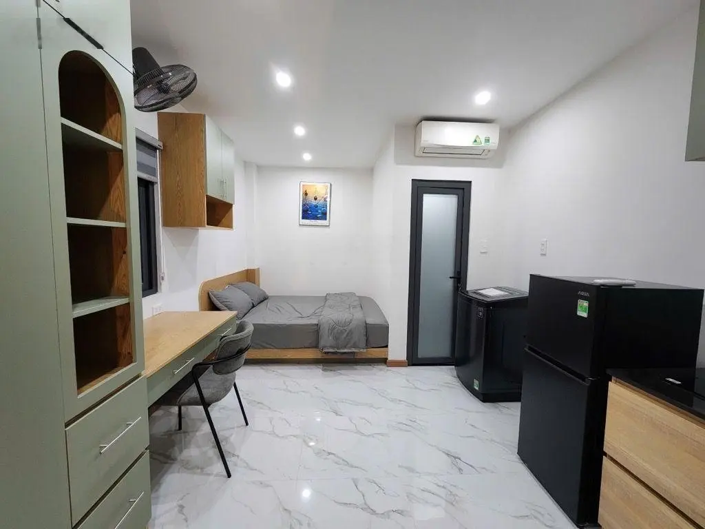 Sư Vạn Hạnh, q10,có dòng tiền 600tr/năm. Giá bán rẻ bèo 17.2 tỷ Thương lượng.