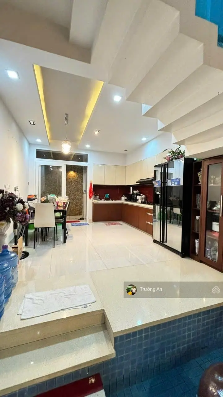 Bán nhà 3 tầng đẹp giá thấp nhất chỉ 5 tỷ tại KĐT Vĩnh Điềm Trung nhộn nhịp trung tâm Nha Trang