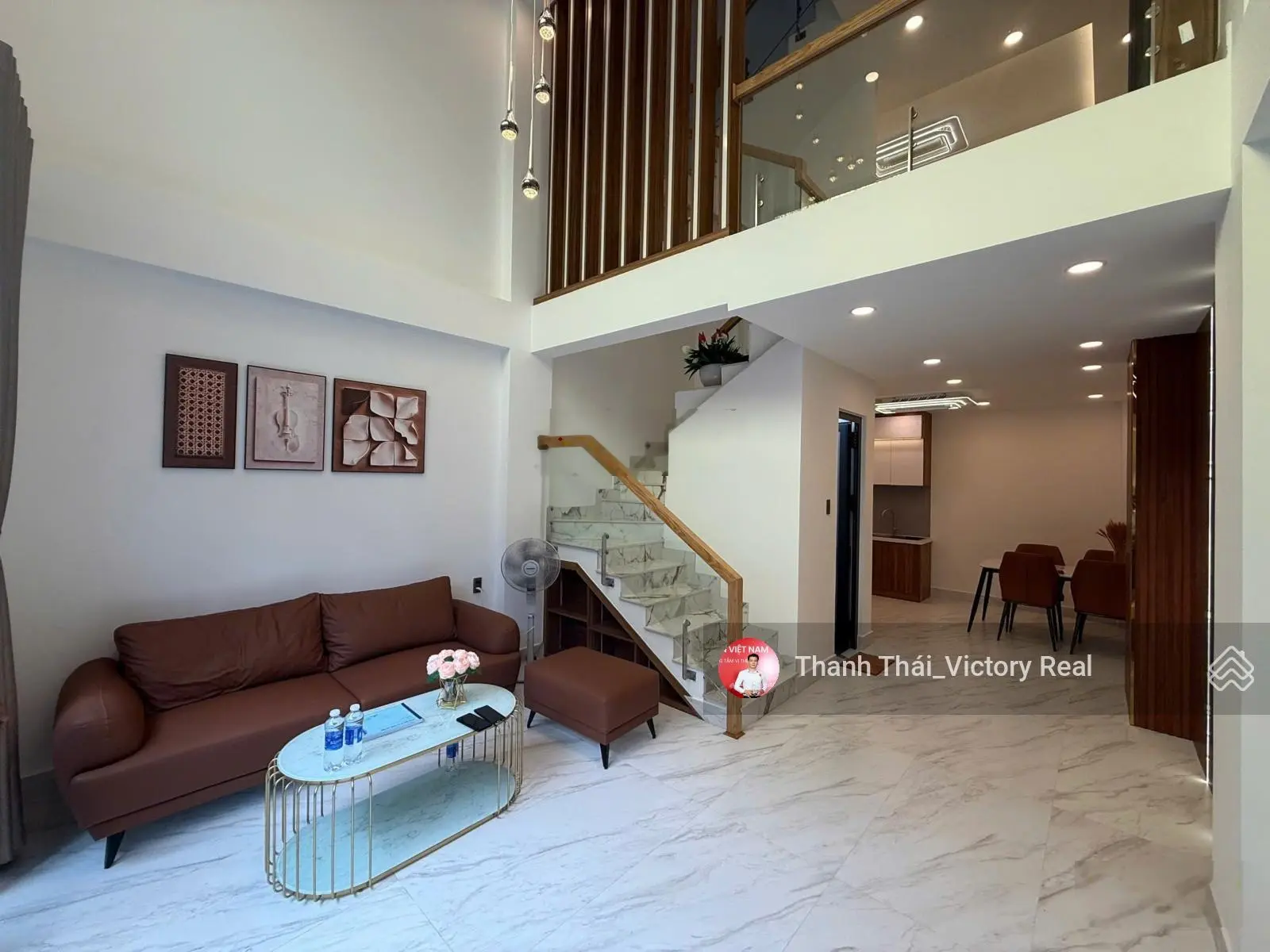 Nhà mới đẹp [6 Tầng]* Tặng full nội thất * DT: 4.5 x 10m (CN 45m) HXH Hồng Lạc.P10 - Chỉ 7.5 Tỷ TL