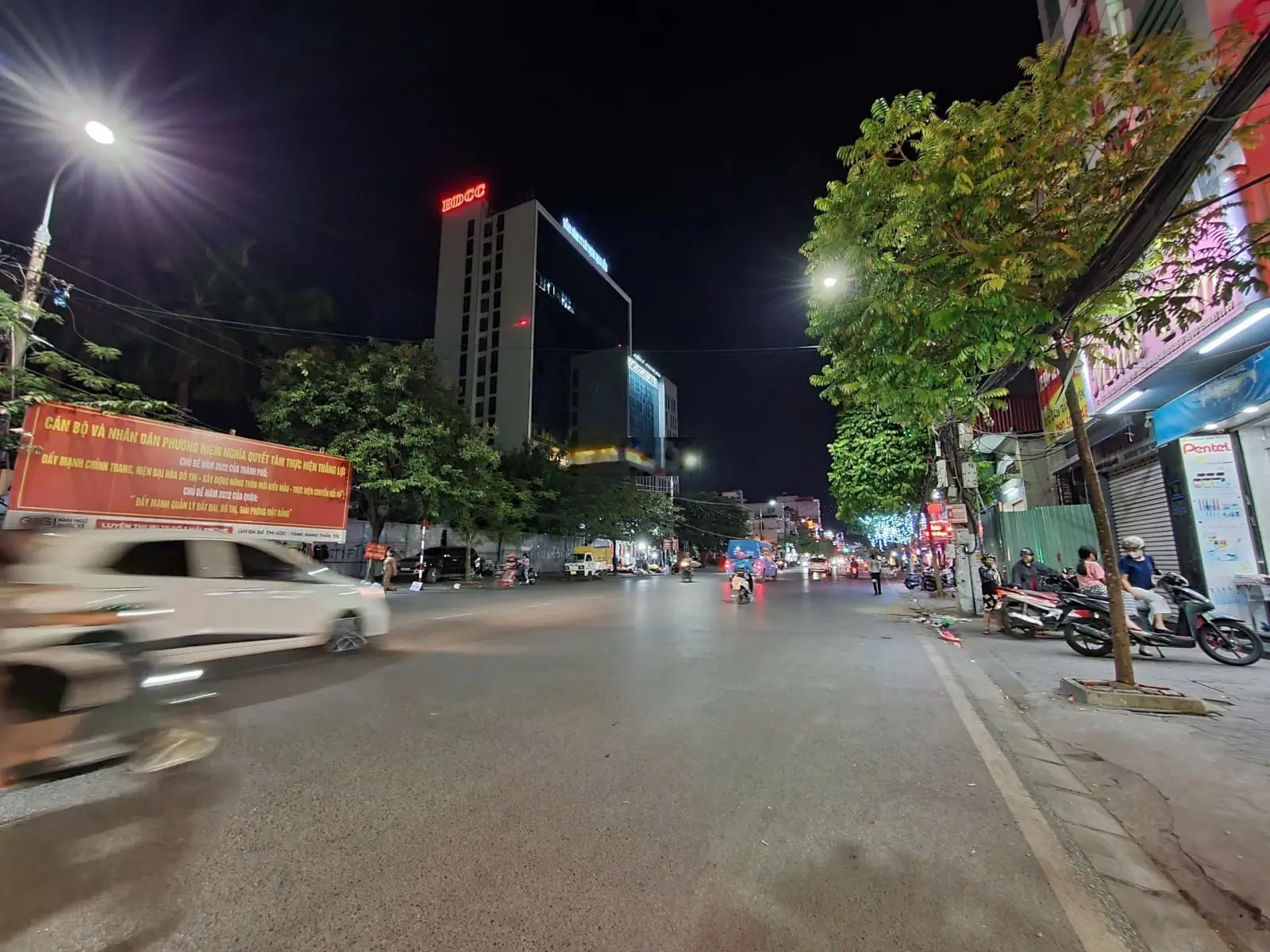Bán nhà mặt đường Trần Nguyên Hãn - Quận Lê Chân - Tp. Hải Phòng - Giá Tuyệt Chủng 7