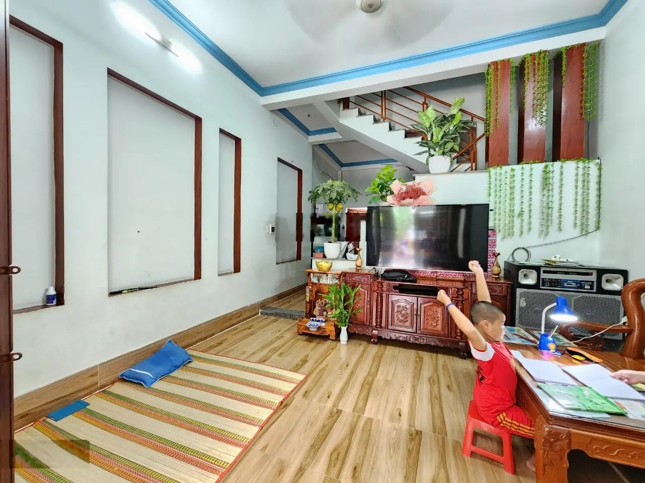 2 tỷ 5 Bán nhà 1 trệt 1 lầu cách đường An Phú 20 chỉ 30m P. An Phú TP. Thuận An
