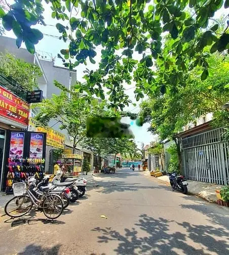 Bán nhà mặt tiền hẻm lớn Trương Văn Thành. Hiệp Phú , Q9. 9 tỷ 2