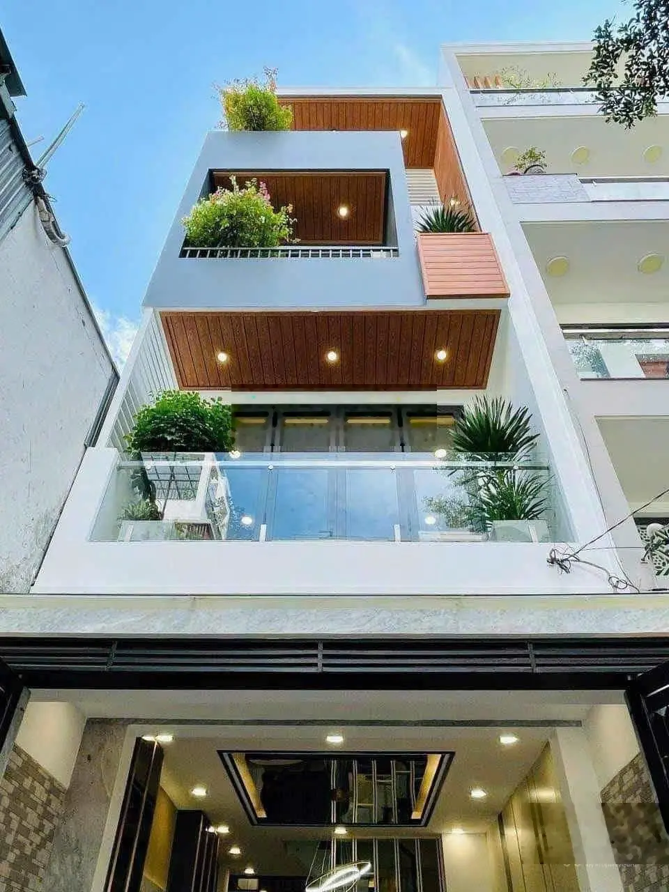 Cực HIẾM Trích Sài, Tây Hồ, 6 tầng, mới nhất 2024, ô tô to đỗ cửa, sát Hồ Tây, 50m, 10 tỷ