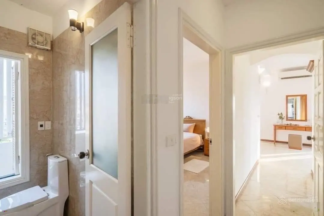 Siêu phẩm! Nhà Trịnh Công Sơn, Tây Hồ 100m2 - 8 tầng thang máy - ô tô - dòng tiền. Chỉ 28 tỷ