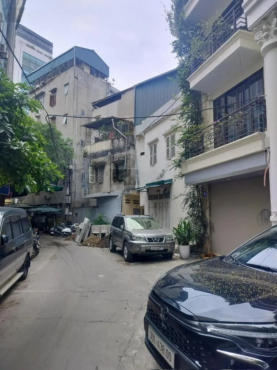 Bán gấp nhà phố Tạ Quang Bửu - ô tô đỗ cửa - giá chỉ hơn 8 tỷ - không có căn thứ hai