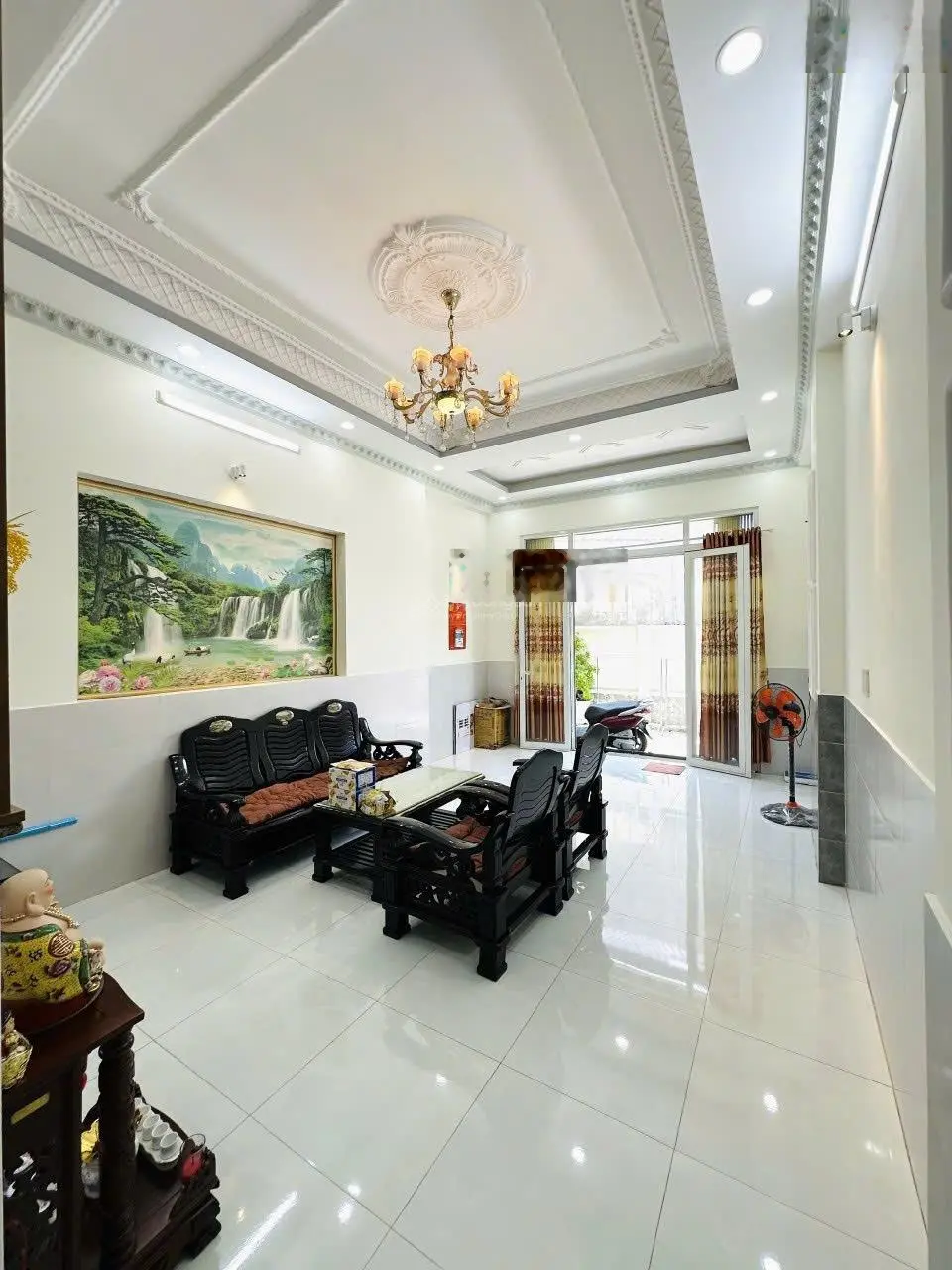 Chính chủ gửi bán gấp nhà mới đẹp SHR, nhà 1 lầu, DT 5,5x15m hẻm 1942 Huỳnh Tấn Phát. Giá đầu tư