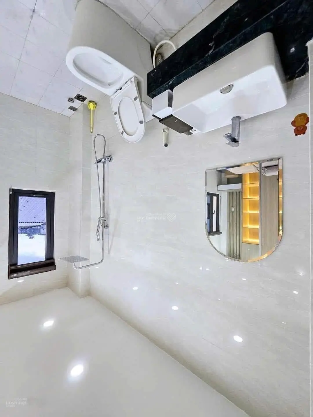 Bán nhà kv bình chánh, gần ngay chợ, đang cho thuê 6tr/tháng, giá siêu hời chỉ 1,65tỷ/90m2