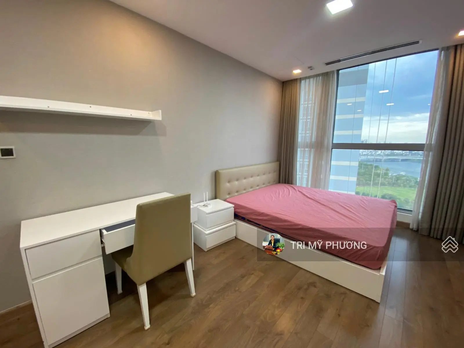 Bán 4PN - Vinhomes Central Park + view sông cực đỉnh, căn hộ 154 m2, tầng thấp, trung, cao có đủ.