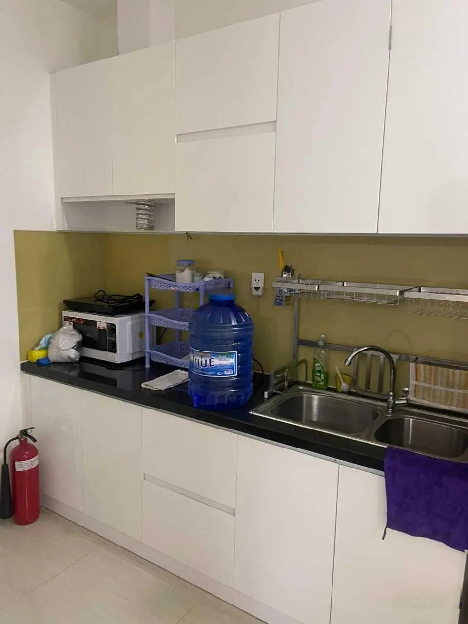 Căn 50m2, giá tốt chỉ 1.7 tỷ, có ban công, view đẹp ngắm phố, tầng thấp, gió mát, LH 0909 393 ***