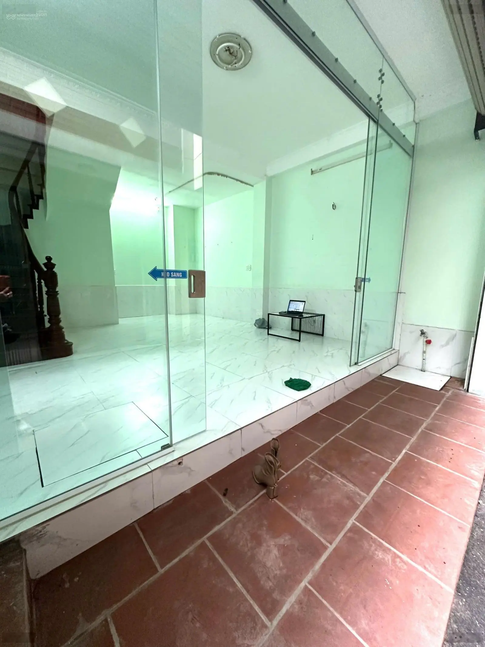 Bán căn nhà 5 tầng dân xây chắc chắn, mặt tiền 5m phố Nguyễn Hoàng