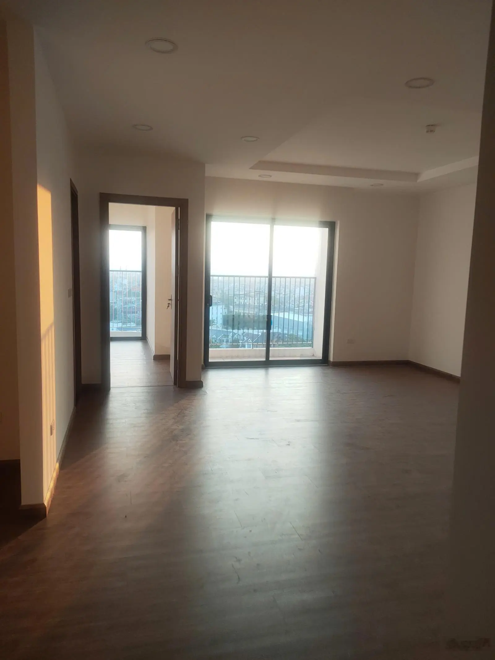 Bán CH 105.71m2 nhận nhà ở ngay chung cư Le Grand Jardin view Hồ giá chỉ từ 5,6 tỷ