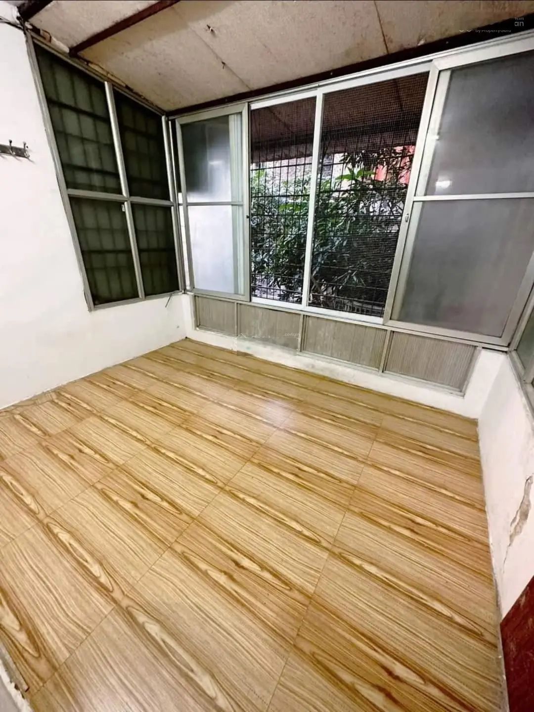 Bán nhà tập thể Bách Khoa, T3, 90 m2 (sổ 41m2), 3 ngủ, 3 thoáng, nhỉnh 3 tỷ