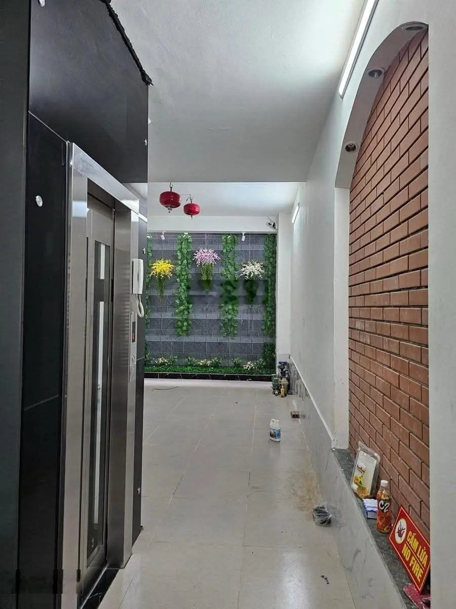 Hot CCMN dòng tiền 65tr/tháng. Tòa 55m2 * 7 tầng thang máy * 10 phòng full đồ * nhỉnh 11 tỷ