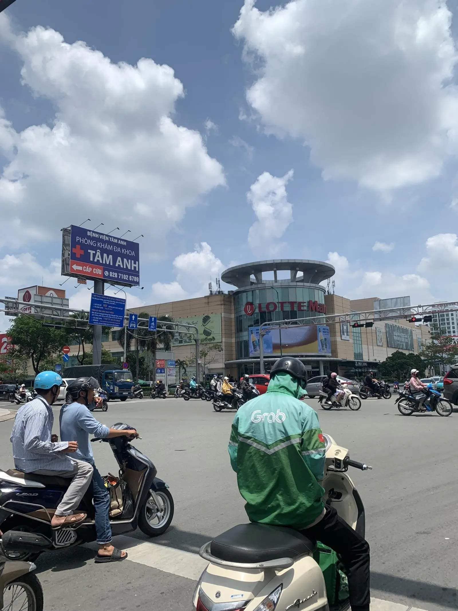 Bán nhà mặt tiền đường số 10, Tân quy, đối diện UBNN Q7 , Nhỉnh 11 tỷ