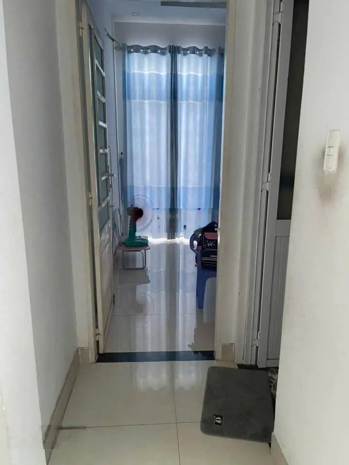 Nhà 3 LẦU ĐƯỜNG XE TẢI-NGAY CHỢ LONG TRƯỜNG, QUẬN 9- Gía chỉ 4,4 tỷ thương lượng
