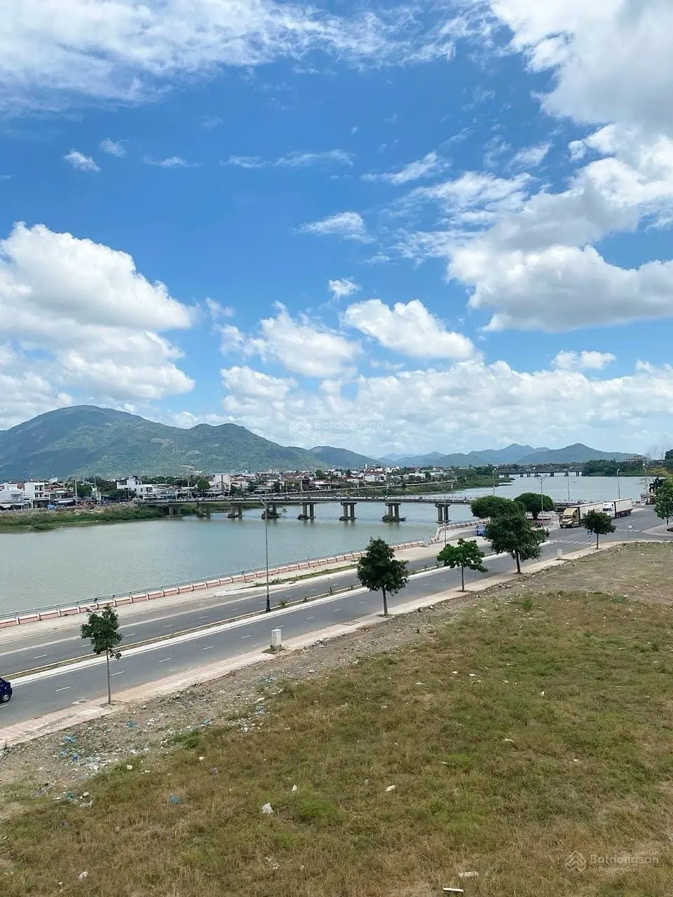 Cần tiền gia chủ bán gấp lô đất view sông Cái mặt tiền Trần Phú - TT Diên Khánh giá hiếm có