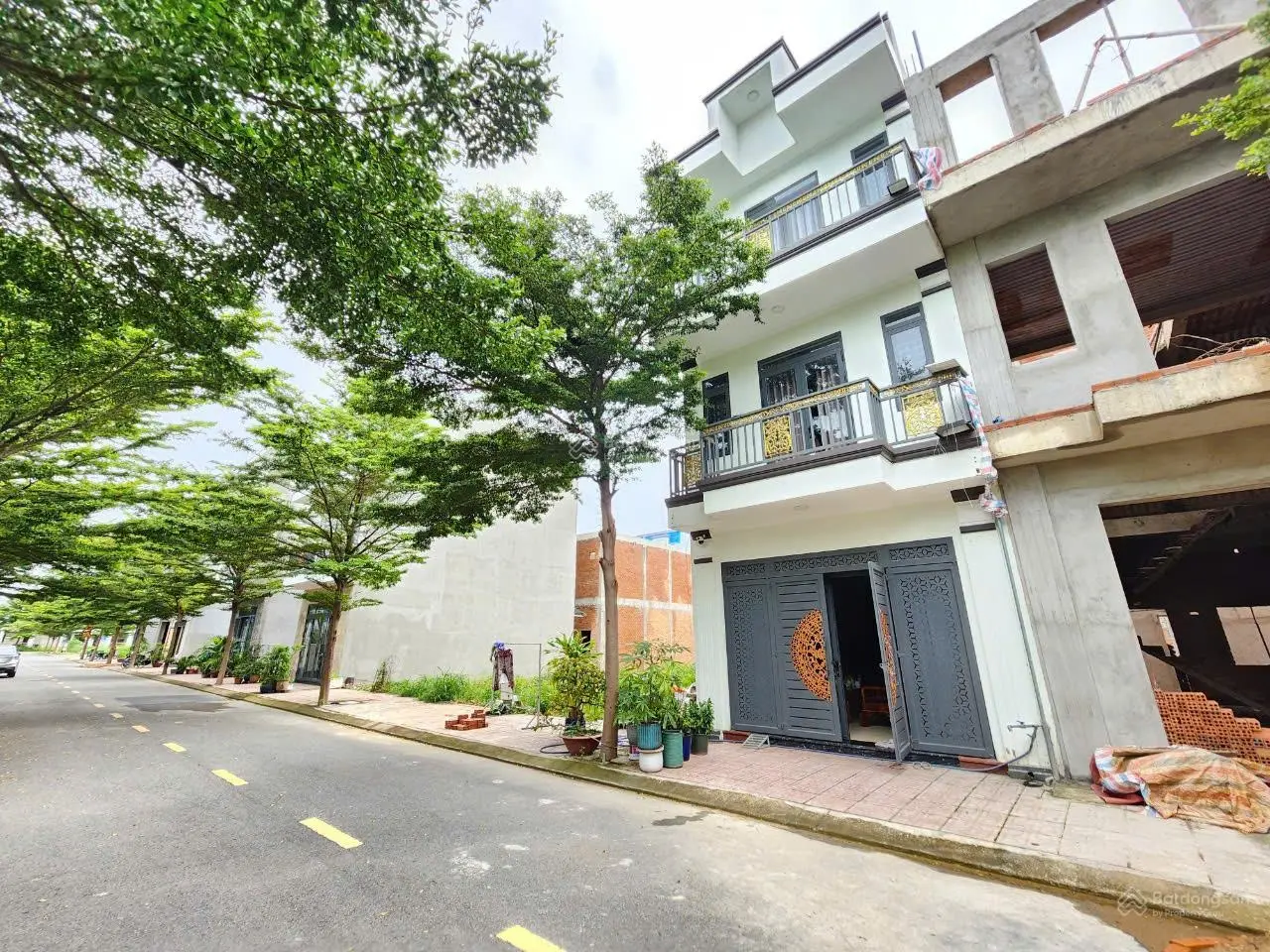 2 tỷ 950 Sổ hồng hoàn công Bán nhà KDC, P.An Phú, TP.Thuận An