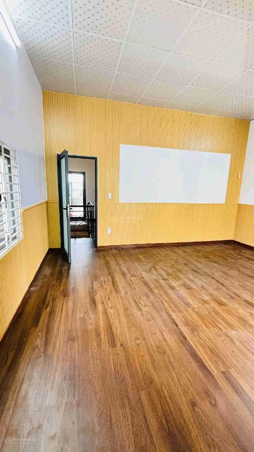 Chuyển nhượng nhà Đặng Đình Vân giao trục Nguyễn Tất Thành vị trí vip