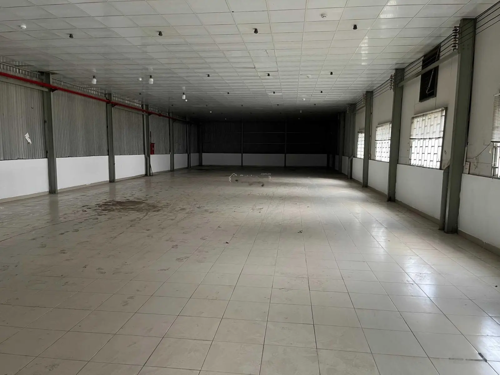 Chính chủ cần bán gấp nhà xưởng hẻm 879 Hương Lộ 2