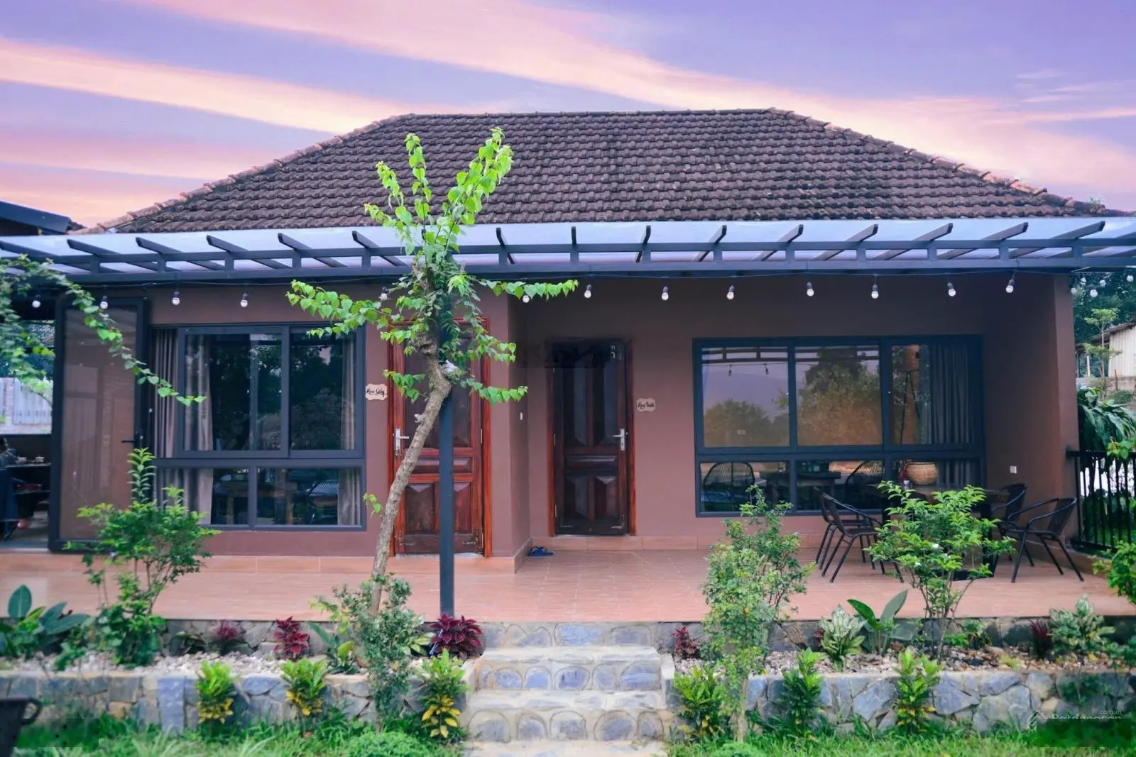 Chính chủ cần bán Villa Laifarm Vân Hoà, Ba Vì, Hà Nội, 2220m2, sẵn dòng tiền kinh doanh homestay