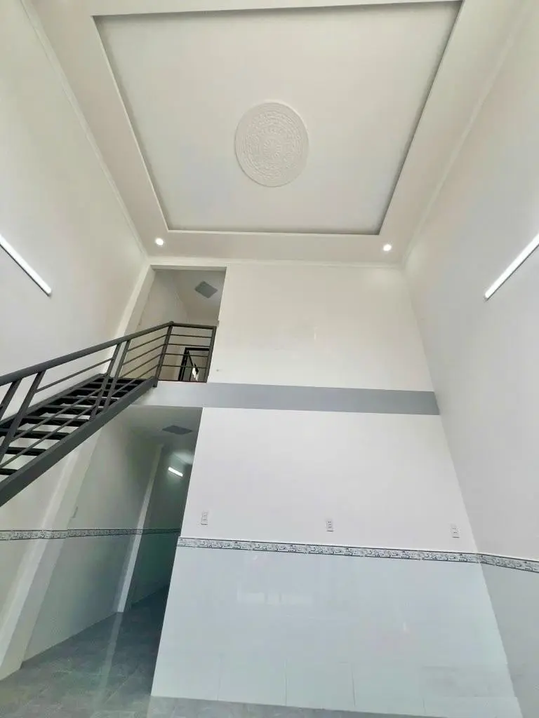 Bán nhà hẻm xe hơi Linh Xuân Thủ Đức - 60m2 3PN 2 tầng - sổ hồng riêng hoàn công - chỉ 3.95 tỷ