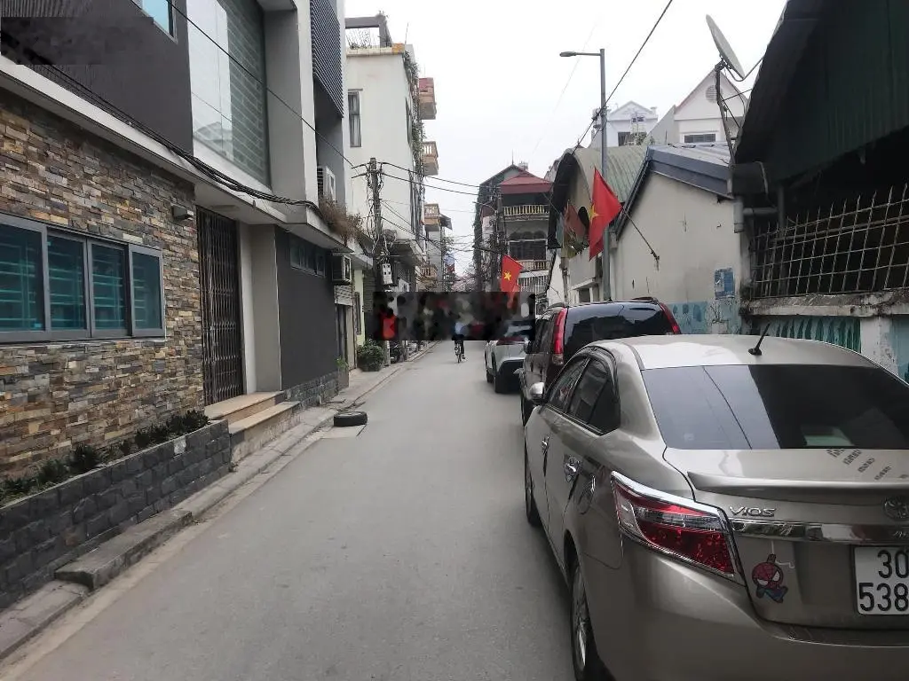 Bán nhà mặt phố lô góc 3 mặt tiền, giá siêu hời tại Thị trấn Đông Anh, 4,8 tỷ, 40 m2