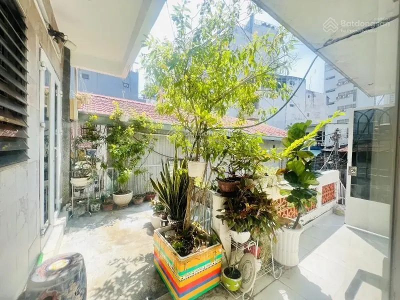 Bán nhà hẻm xe hơi Quận 3 - 156m2 (10 x 16) ô tô ngủ nhà - ngay vòng xoay Dân Chủ - chỉ 17 tỷ