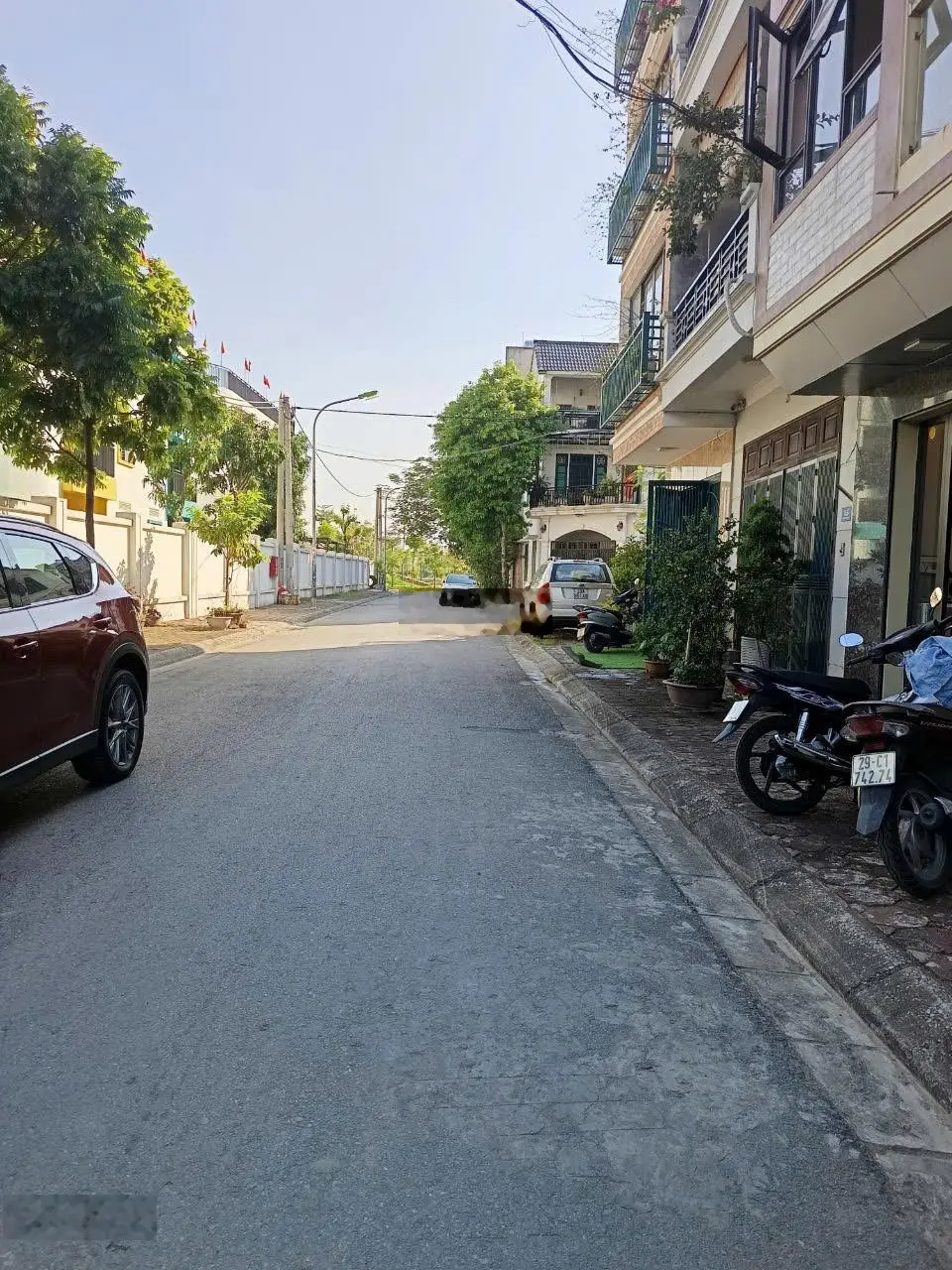 Bán căn ngọc thụy- mặt tiền quyền lực - ô tô tải tránh- ngọc thụy - 4 tầng - giá 13 tỷ