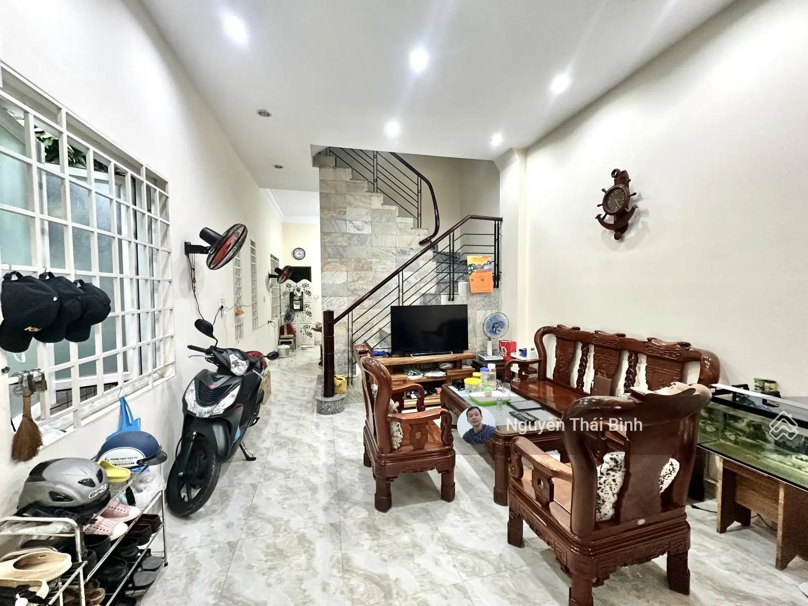 Căn góc - ngay BV Ung Bướu - 4 tầng 6 PN - vị trí siêu đẹp - hơn 70m2 - tặng nội thất