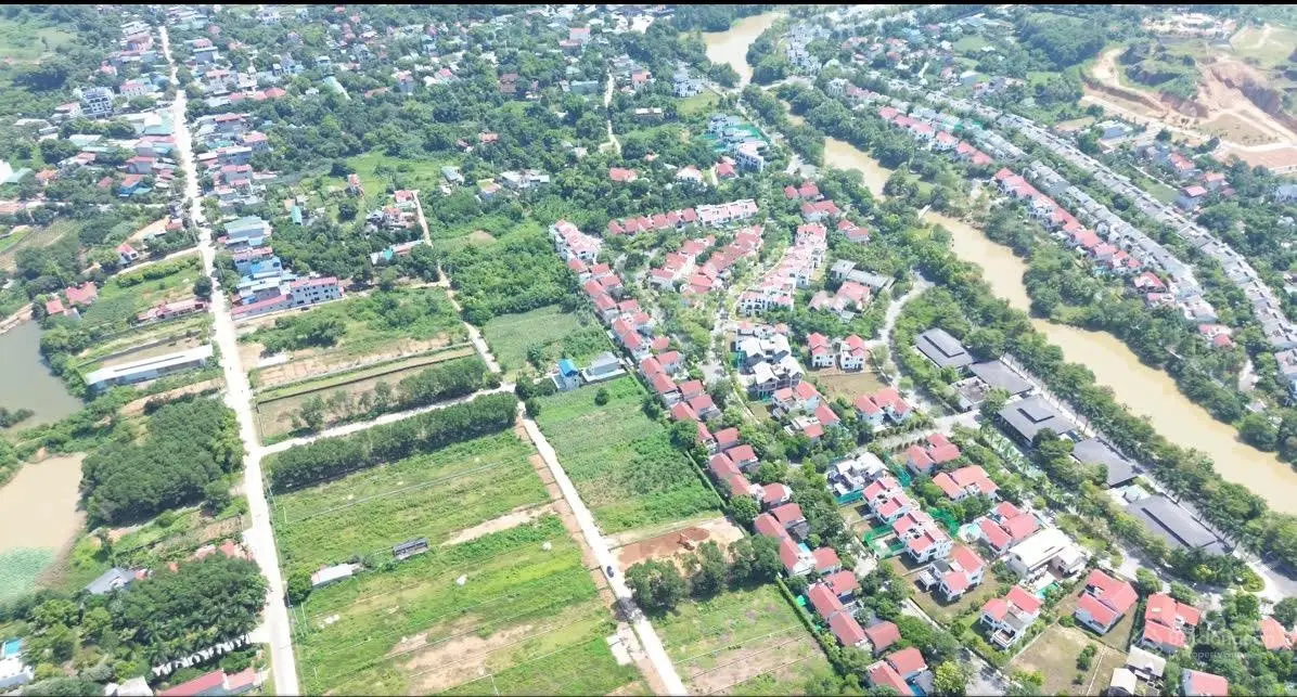 CHÍNH CHỦ CẦN BÁN LÔ GÓC RẺ NHẤT TRỤC CHÍNH BÃI DÀI, ĐỐI DIỆN CỔNG CHÍNH ĐẠI HỌC QUỐC GIA