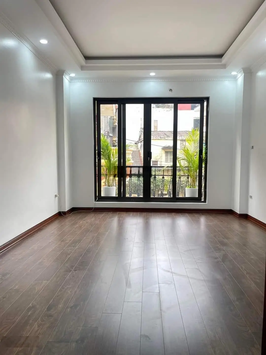 Bán nhà Phương Canh Từ Liêm - 36m2-3PN+5 tầng - 4WC - full nội thất - 3,6m MT - ngõ rộng 3m - oto