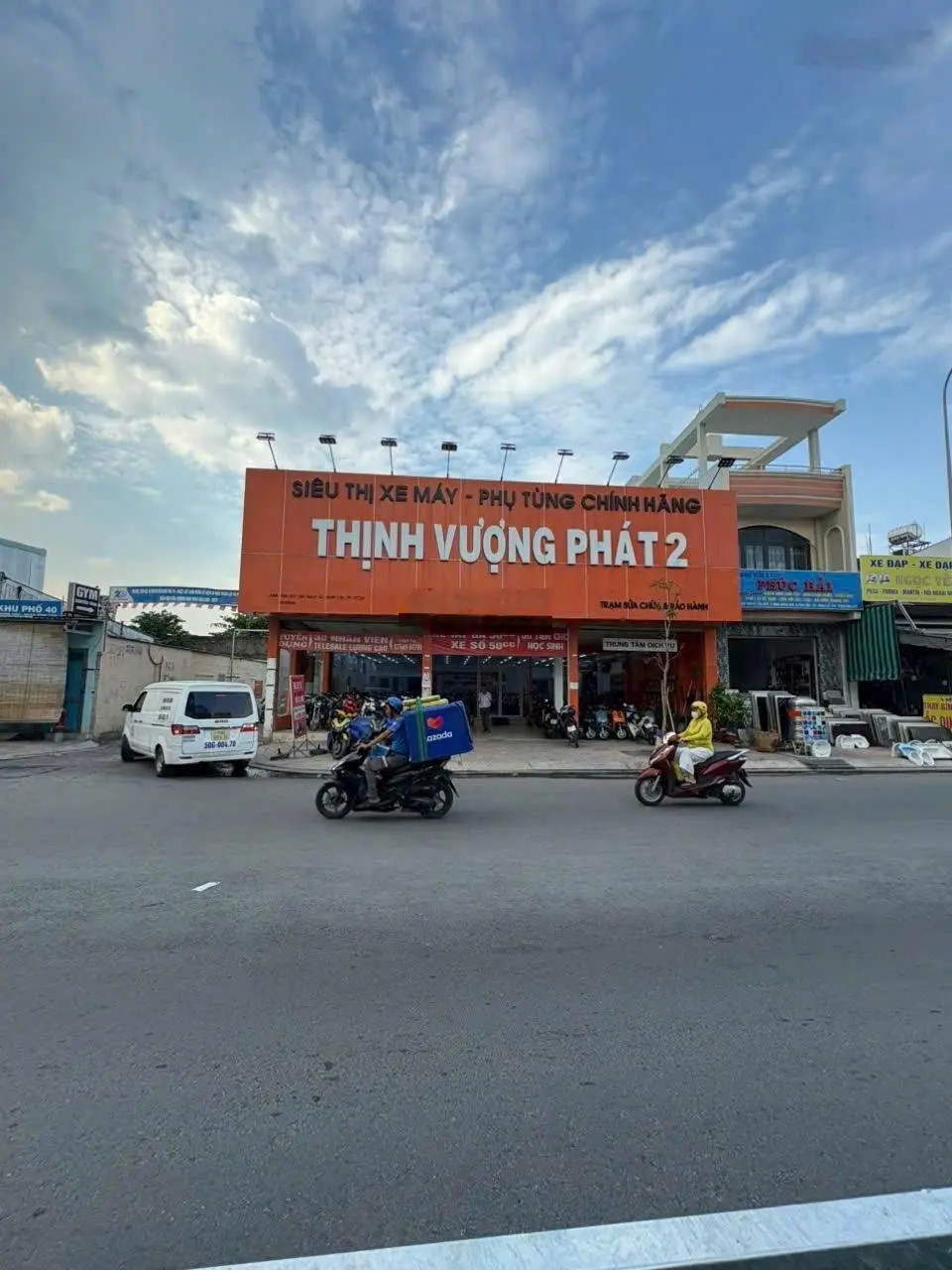 Bán nhà 2 mặt tiền Nguyễn Hữu Cảnh - DT: MH: 42x36m - CTXD: 2 hầm + 12 lầu - giá bán: 245 tỷ TL