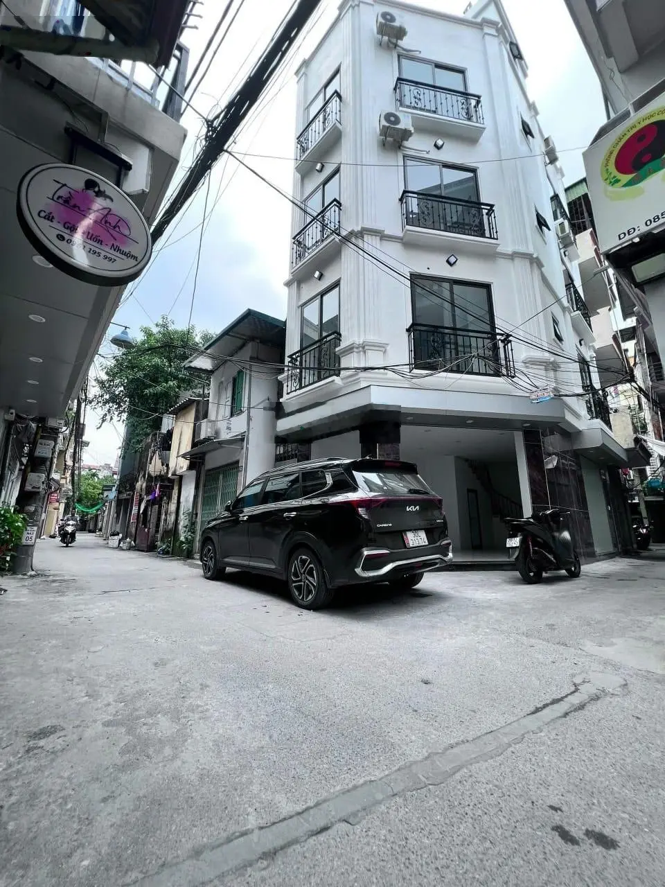 Bán nhà Văn Quán 45m2, 5 tầng, ô tô đỗ cửa, lô góc, cực đẹp, kinh doanh. giá 9,5 tỷ.