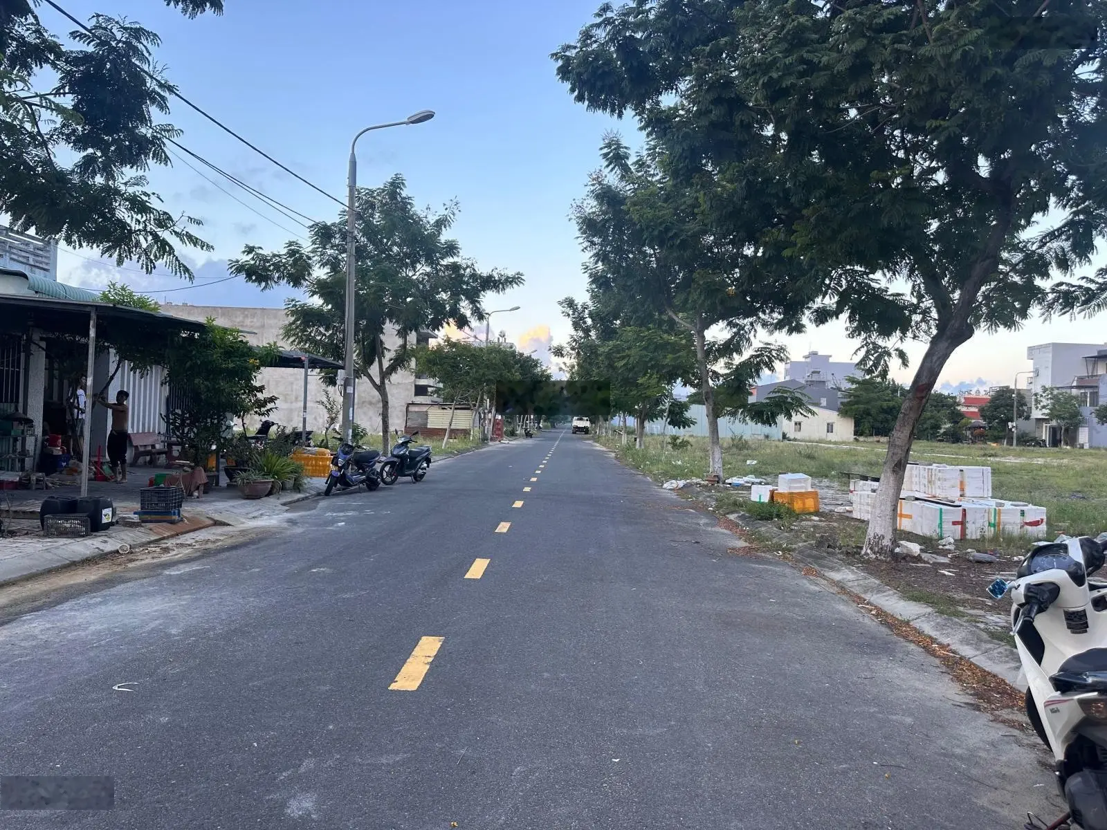Bán 3 lô đất biển - đường Tân Trà sát biển - Toàn Huy Hoàng