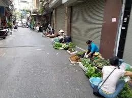 Mặt ngõ Thổ Quan - Kinh doanh sầm uất