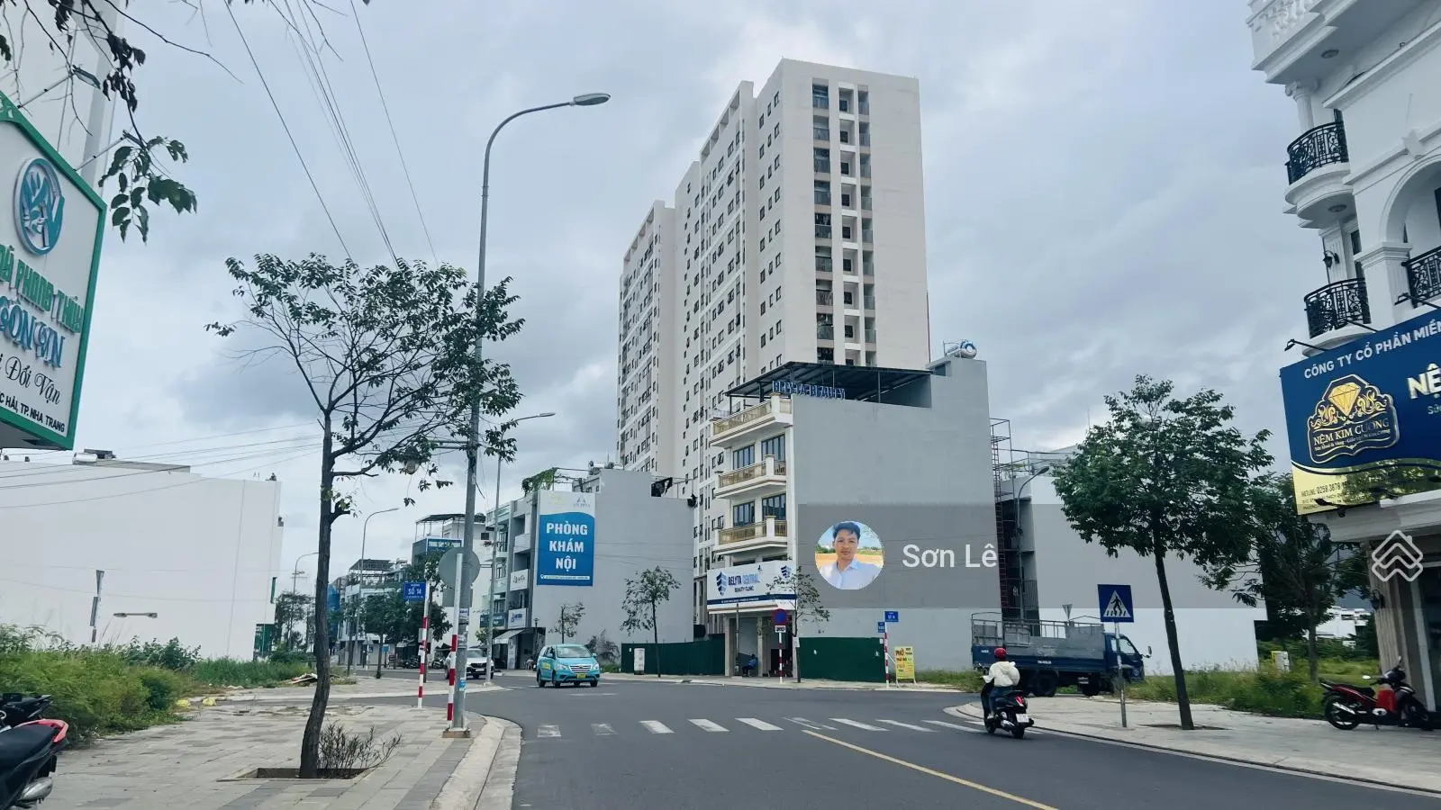 Bán đất đường Thích Quảng Đức ngang 8m Lê Hồng Phong 1 khu trung tâm thích hợp xây showroom