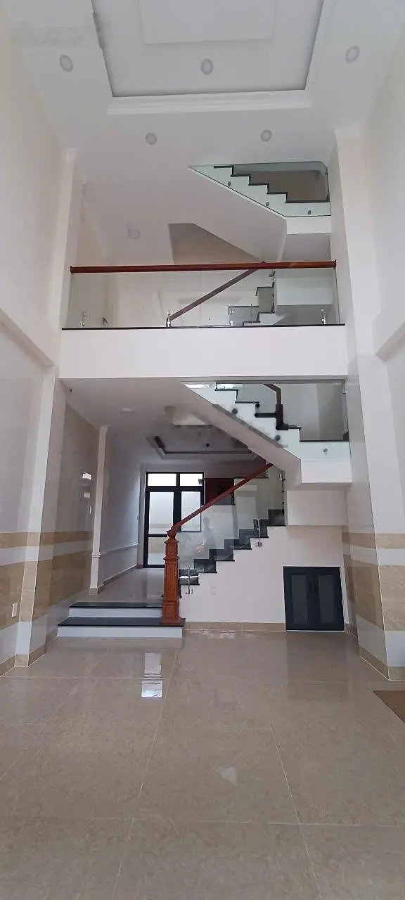 Nhà phố ven sông Sài Gòn nối liền KĐT Vạn Phúc nhưng giá chỉ bằng 1 nửa, Giá như căn hộ, Sổ Hồng