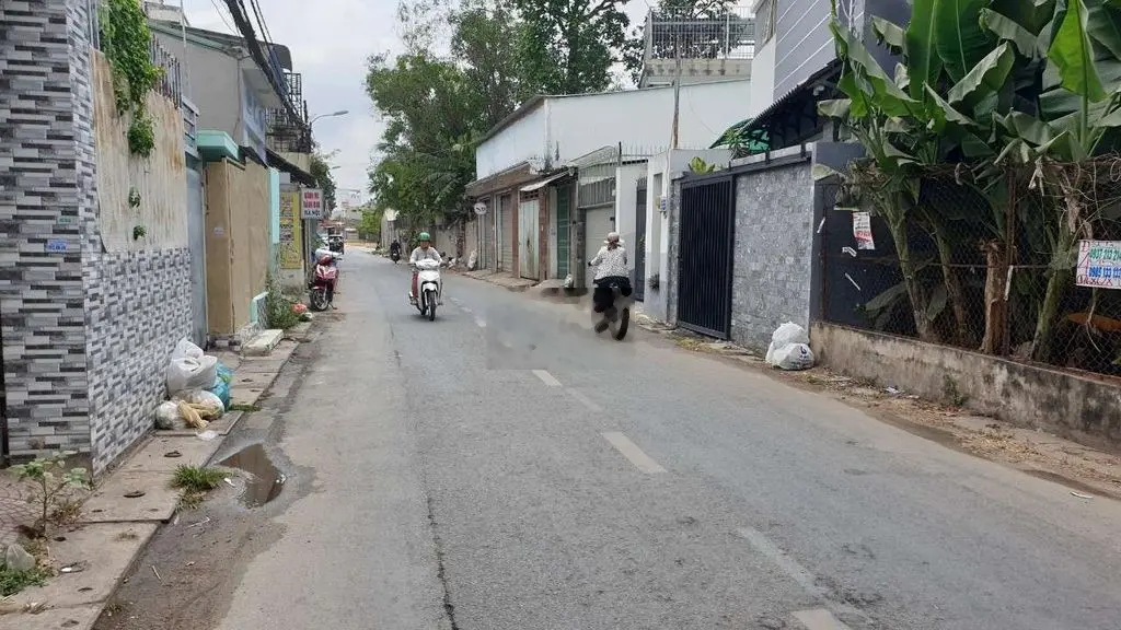 Đất DT 4,5 x 27m mặt tiền đường phạm thị giây gần đường đặng thúc vinh