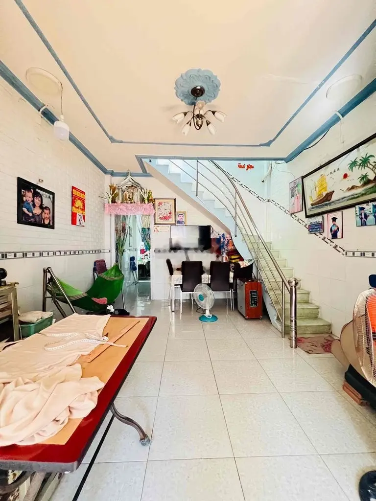 Bán Nhà Quận 7 dt 52m2 , Gần Nguyễn Thị Thập , 4 x 13 Nhà 2 Tầng 3pn